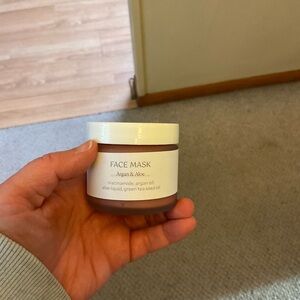 NWOT Handcrafted Face Mask made with Rose Clay